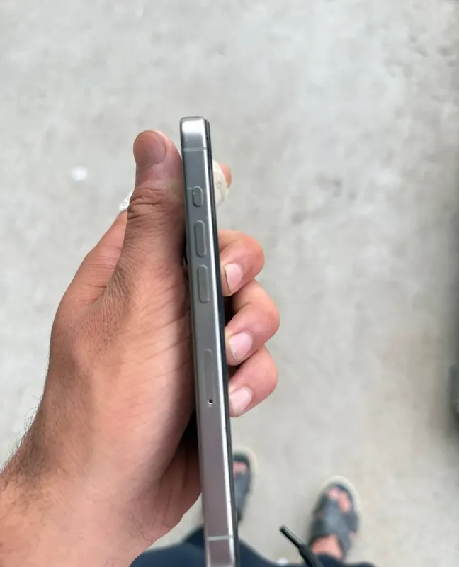 Iphone 15 pro — фото 1