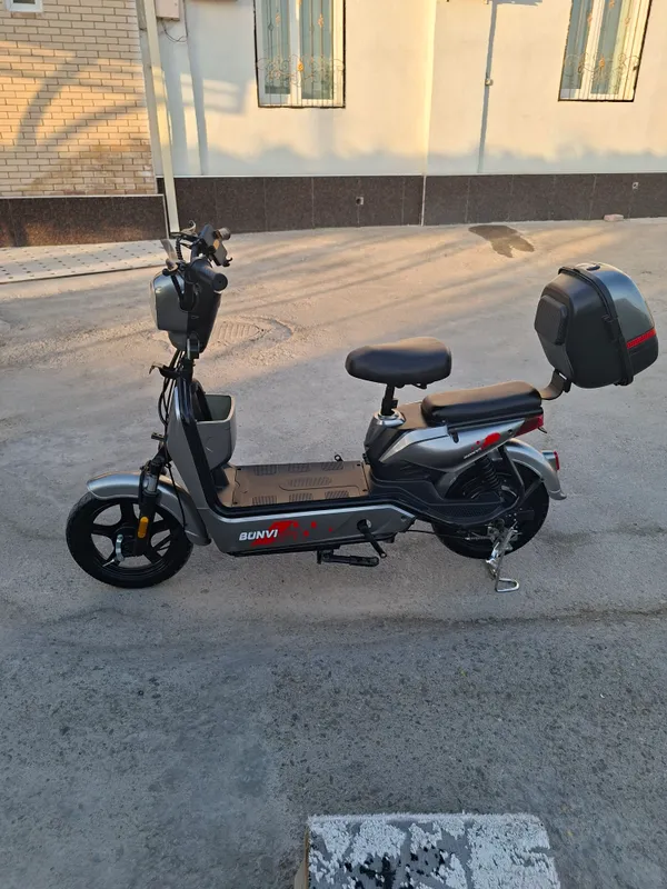 skuter 2025 skuter 2025