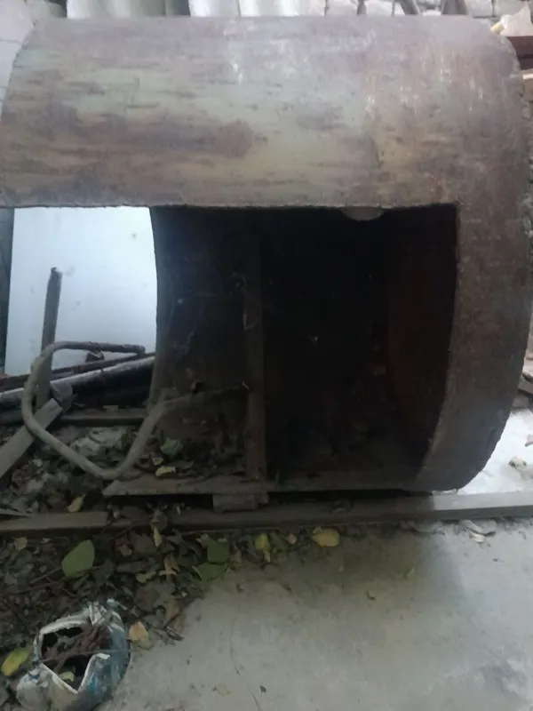 Qozon 1 ta 125 talik ,oʻchoq 2 ta qalin sovetskiy