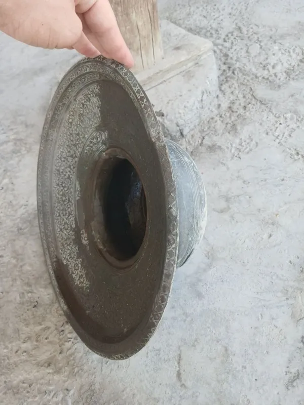 Bu 17 18 asrdagi qadimiy jom naqshlari juda ham kichkina oʻyilgan 2 Bu 17 18 asrdagi qadimiy jom naqshlari juda ham kichkina oʻyilgan 2
