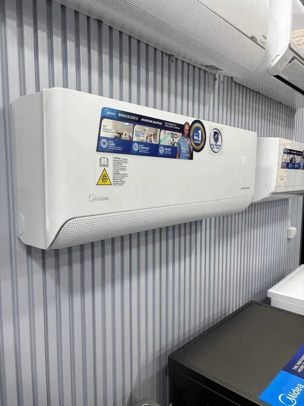 Premium Кондиционер Inverter Midea модель ULTRAVIOLET - 18000 Btu — фото 1