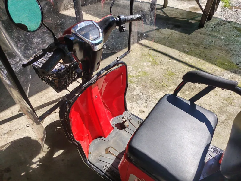 Muravey elektro skuter 3 gildirakli 2 Muravey elektro skuter 3 gildirakli 2