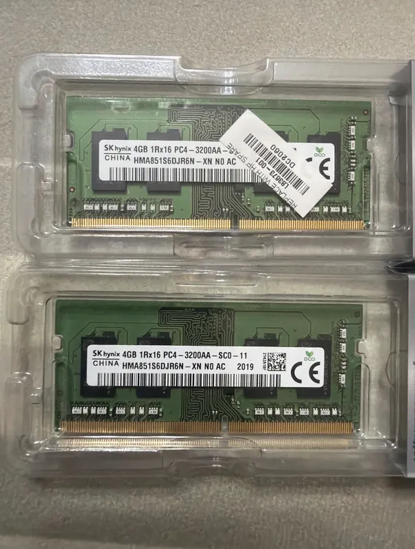 Планки ОЗУ для ноутбука sodimm ddr4 4GB 3200MHz