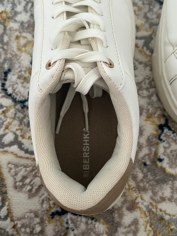 Женские кроссовки BERSHKA, 39 размер 1