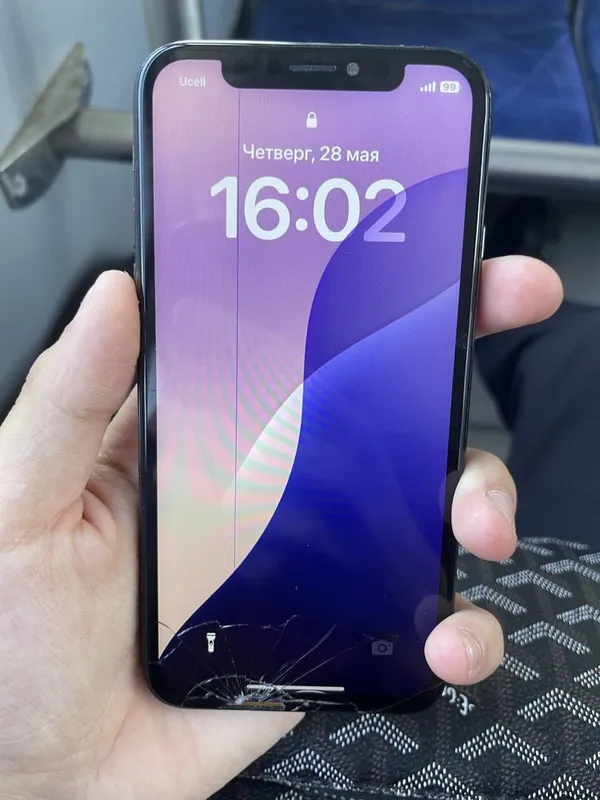Phone xs arzongaa 700 kelwamza