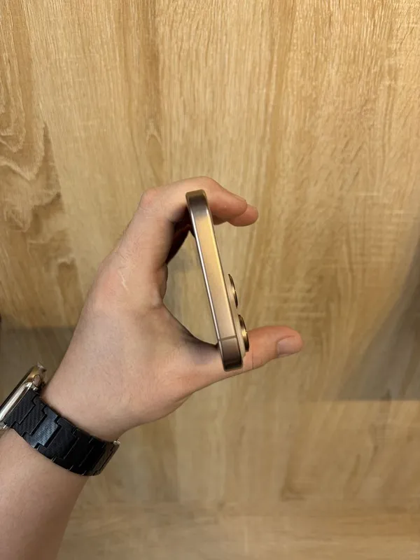 Iphone 16 pro max 3 Iphone 16 pro max 3