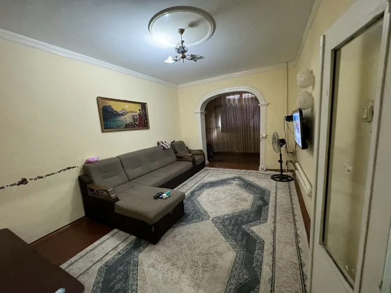 Uy sotiladi 4 xonali 5 qavatli domni 2 qavatida hamma sharoitlari bor — фото 3