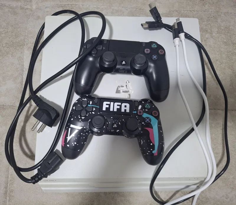 Ps 4 pro 1 TB 2 ta original pult
