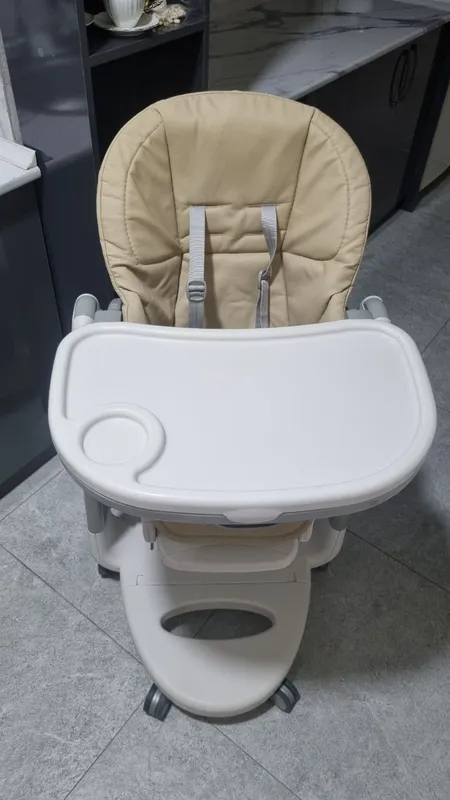 Peg Perego Tatamia ovqatlantirish stulchasi 2
