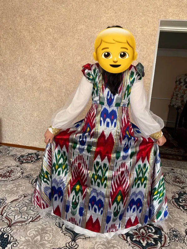 Ayollar kiyimi