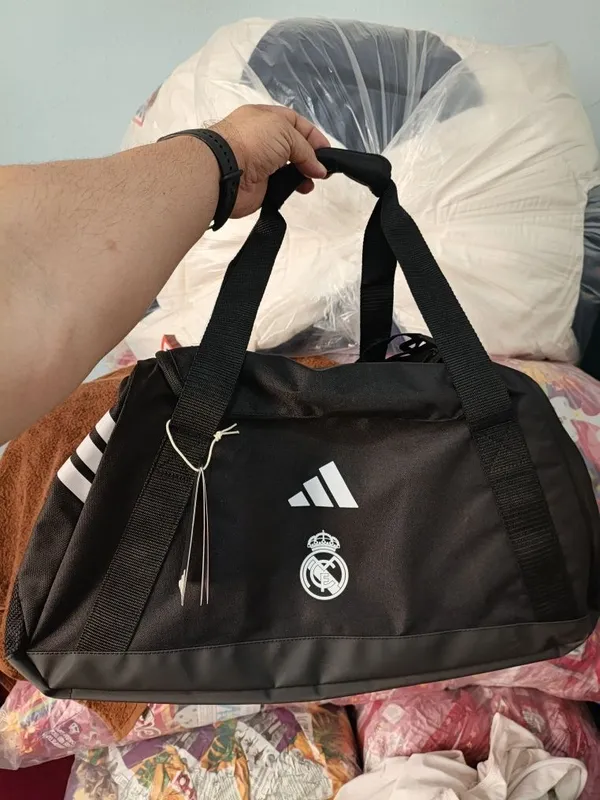 Adidas orginal sumkasi 4 Adidas orginal sumkasi 4
