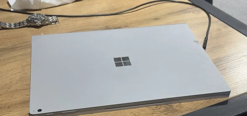 Microsoft Surface Book 2 2 Microsoft Surface Book 2 2