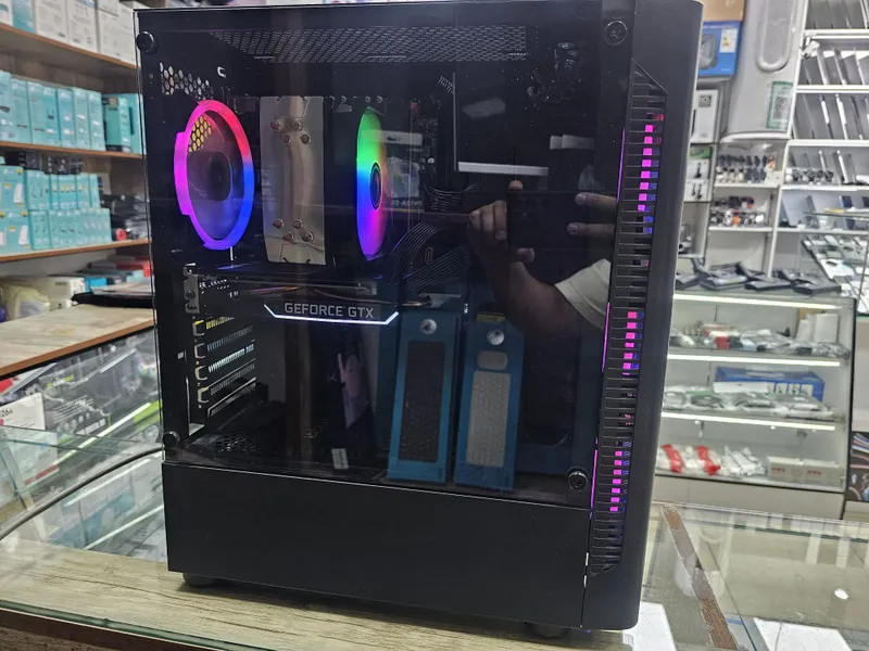 Игравой системный блок Xeon + RX580 2 Игравой системный блок Xeon + RX580 2