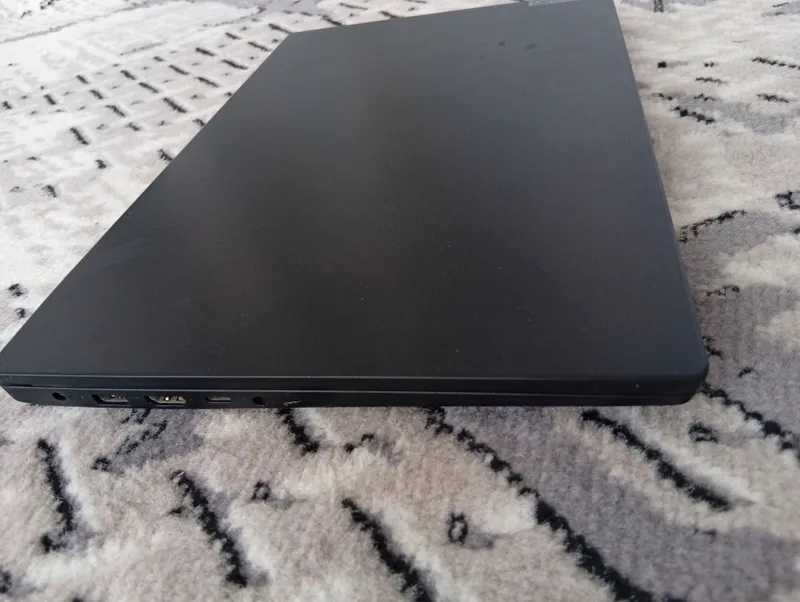 Lenovo Ryzen 5 3 Lenovo Ryzen 5 3