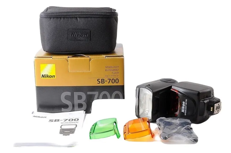Вспышка Nikon speedlight SB700 профессиональная