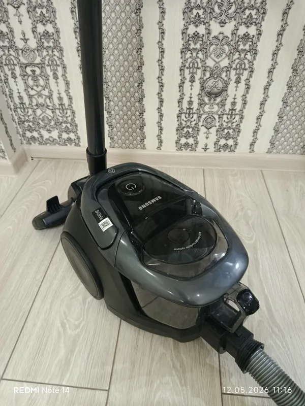 Продаётся пылесос Samsung CycloneForce / VC2100 — фото 1
