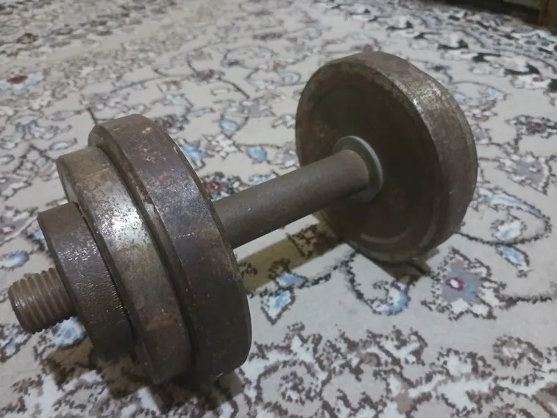 Gantel sotiladi srochna 8kg