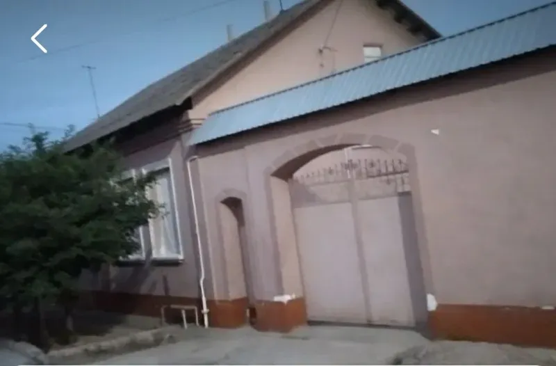 hovli sotiladi