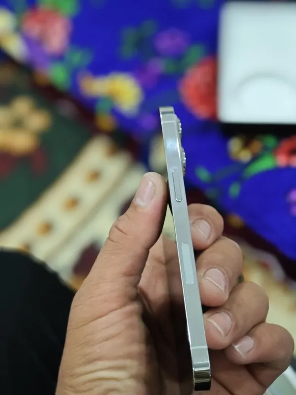 Iphone 13pro kar dok 86yomks — фото 4