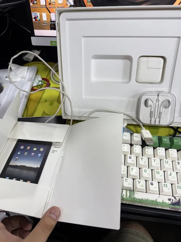 Ipad 1 full complekt raritet 6 Ipad 1 full complekt raritet 6