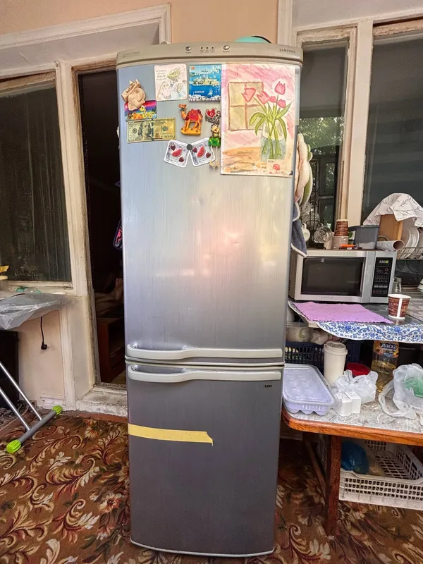 Продаётся Холодильник Самсунг 1