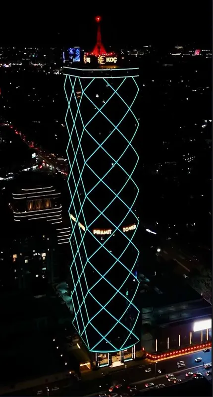 Piramit Tower. Продаётся офис Яккасарай Пирамит — фото 1 Piramit Tower. Продаётся офис Яккасарай Пирамит — фото 1
