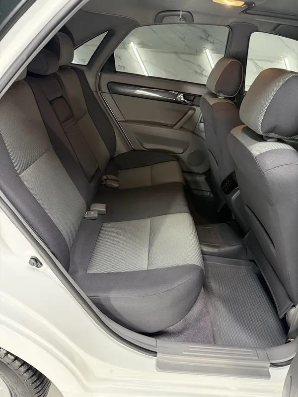 Продаю свою Lacetti 2022 г ноябрь. Пробег 20.000 км. Full позиция 5 Продаю свою Lacetti 2022 г ноябрь. Пробег 20.000 км. Full позиция 5