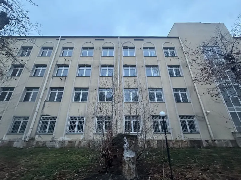 Сдается Коммерческое Помещение на Яккасарайсом районе — фото 2