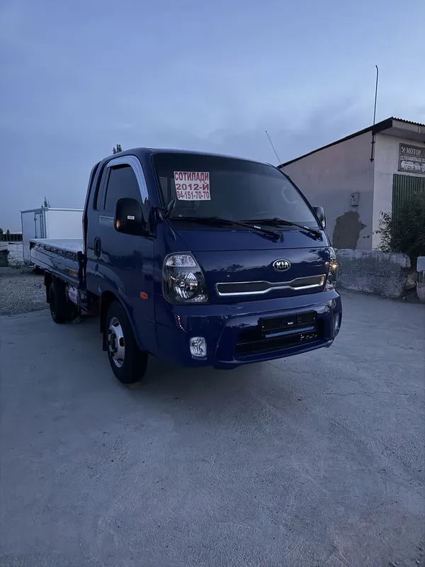 sotiladi kia bongo 1.2 ton 2012 yil — фото 1