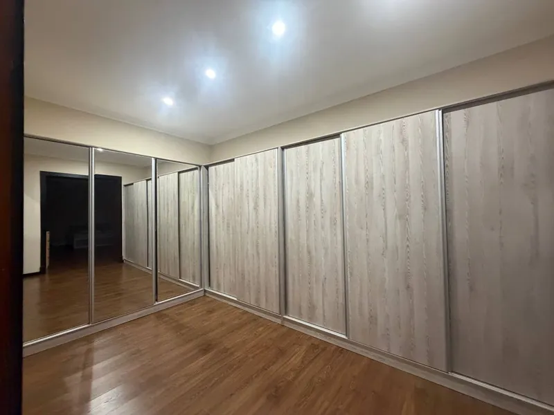 Mirzo Ulug‘bek tumanida 400 m² uy sotiladi · ID 43091 9