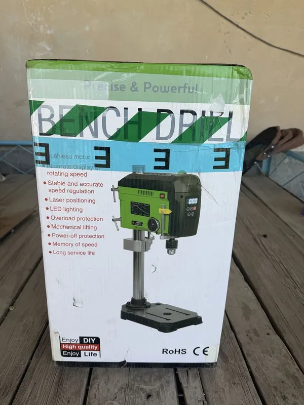 Токарной станок новый Bench Drill.