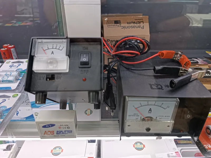 Зарядное устройство на ups аккумулятор 12 v9a/12a a,детские машины