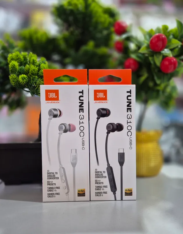 JBL brendidan 
Type-c naushnik 
Sifati yaxshisi