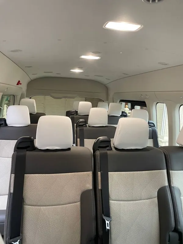 Тойота Хайс Toyota Hiace mikroavtobus — фото 6