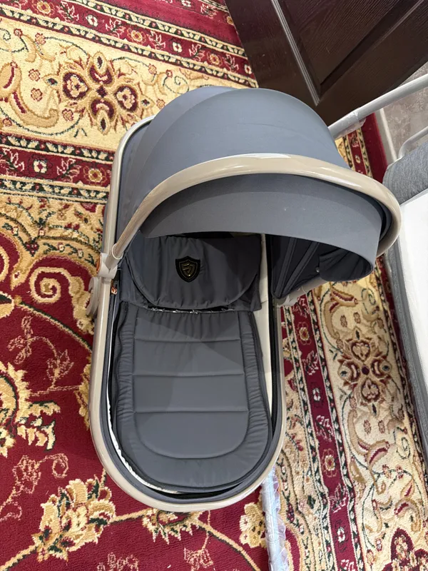 Коляска набор новый купила за 330$ продам 250$ — фото 2