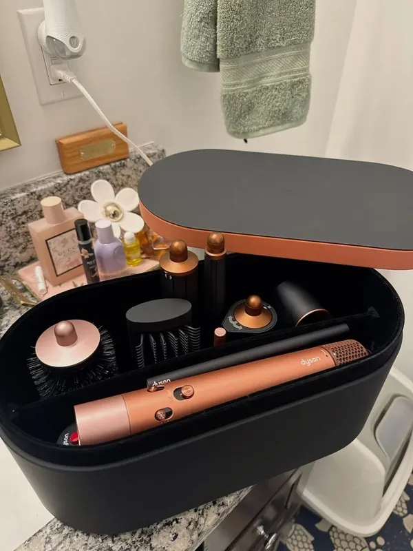 Dyson Airwrap HS08 Amber Silk — тепло роскоши в каждой укладке 3 Dyson Airwrap HS08 Amber Silk — тепло роскоши в каждой укладке 3