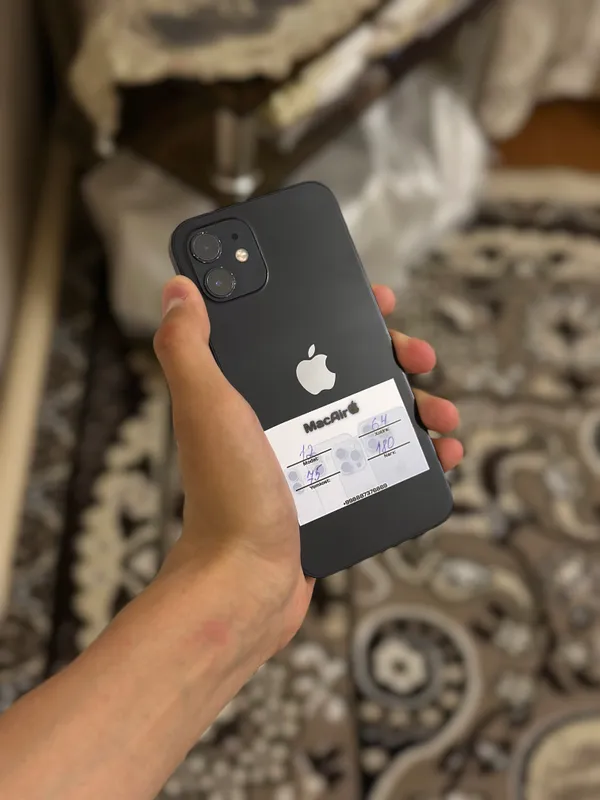 iPhone 12