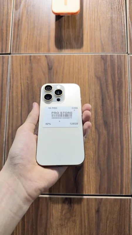 16 pro 128gb 92% desert 16 pro 128gb 92% desert