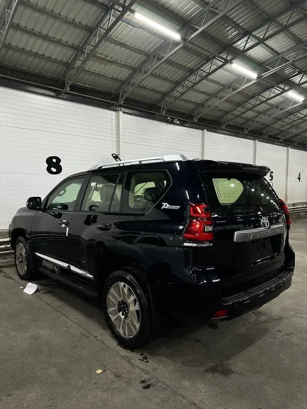 Toyota Land Cruiser Prado 150 — фото 2