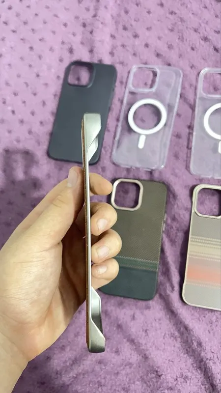 Iphone 16 pro max chexolar 1