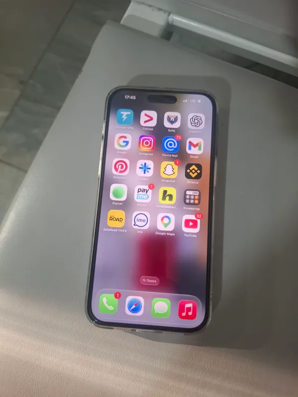 I phon 15 pro max 4 I phon 15 pro max 4
