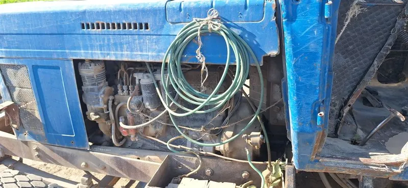 Mtz 80 holati zoʻr ishga tayyor holatda bolonlari yangi bosilgan . 4 Mtz 80 holati zoʻr ishga tayyor holatda bolonlari yangi bosilgan . 4