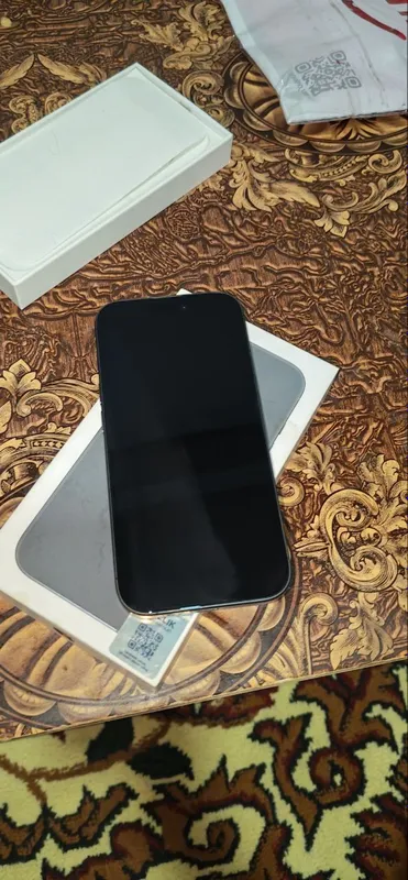 iPhone 17 qora 256GB 7
