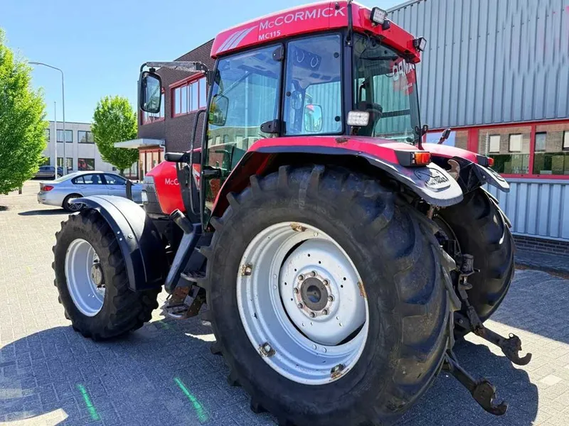 Трактор колесный McCormick MC115 — фото 1