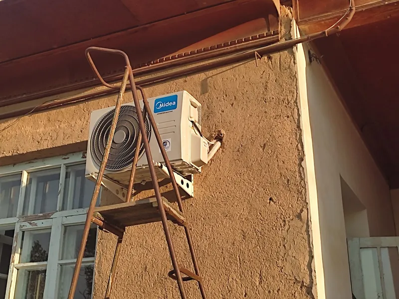 Konditsioner ustanovka, remont Andijon 2 Konditsioner ustanovka, remont Andijon 2