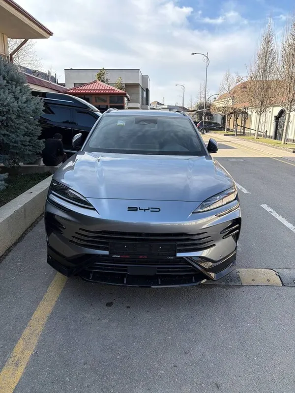 Продается машина BYD 2 Продается машина BYD 2