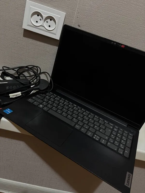 Продается ноутбук « Lenovo »