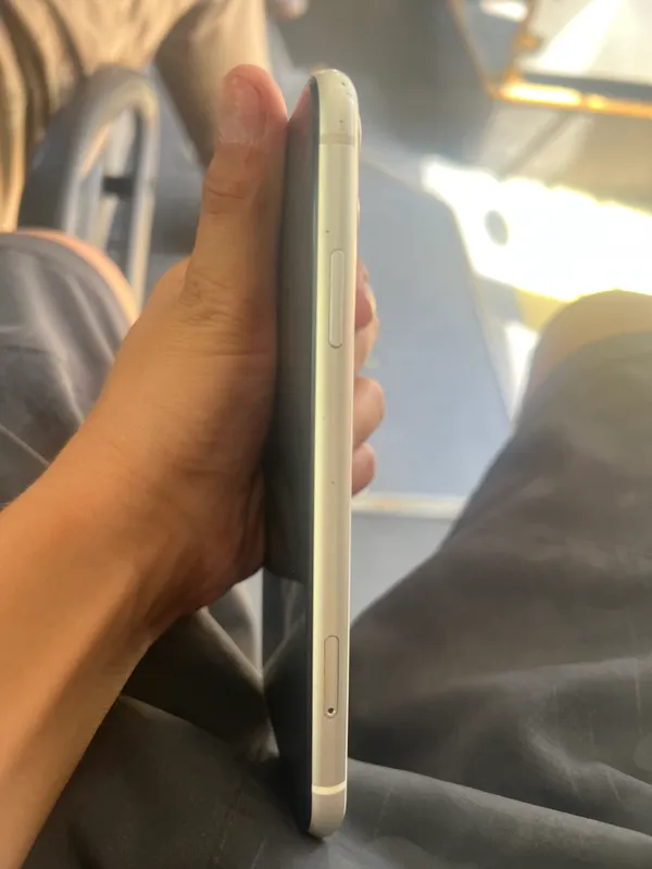 iphone11 sotiladi 3 iphone11 sotiladi 3