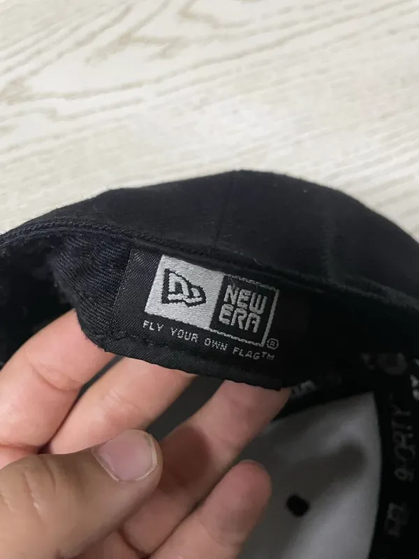 Кепка NEW ERA в чёрном цвете — фото 2 Кепка NEW ERA в чёрном цвете — фото 2
