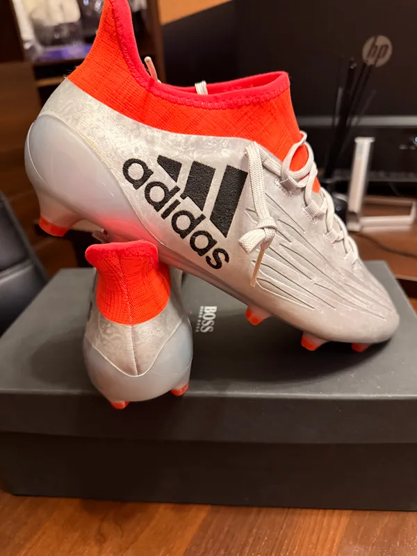 Бутсы Adidas , оригинал новые